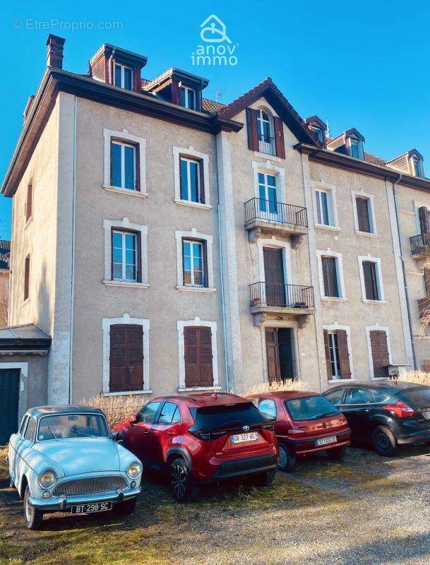 Appartement à SAINT-MARTIN-D'URIAGE