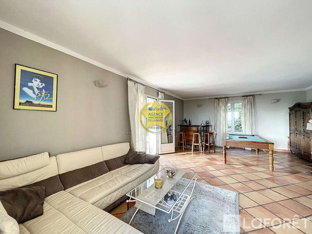 Maison à ROCHEFORT-DU-GARD