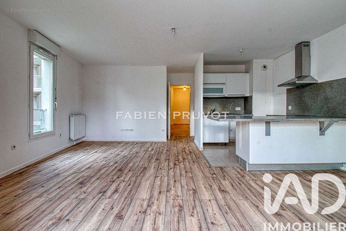 Photo 2 - Appartement à CERGY