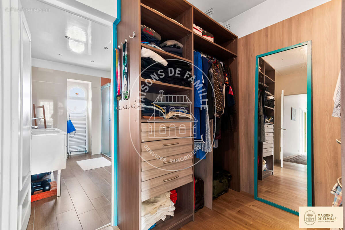 Maison à LA CELLE-SAINT-CLOUD