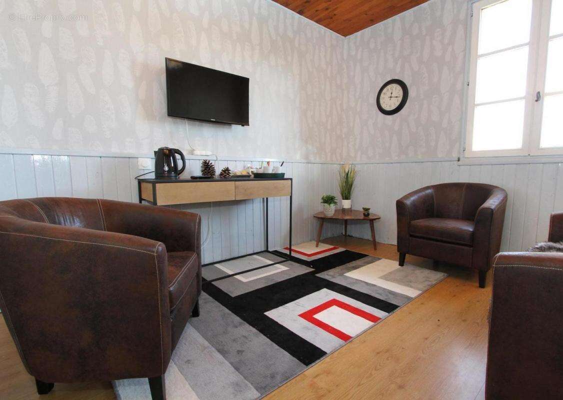 Maison à HAUTERIVES