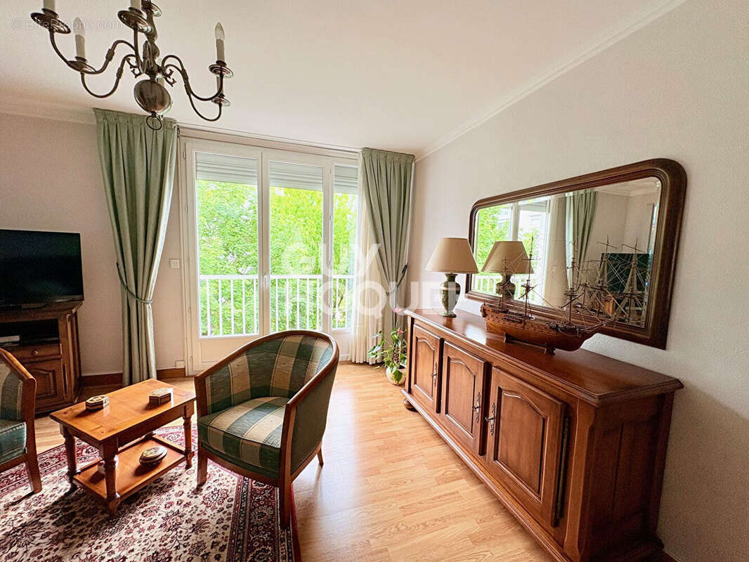 Appartement à VILLENAVE-D'ORNON