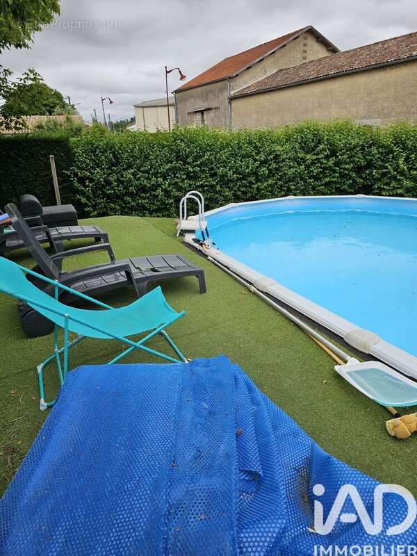 Maison 183 m² à Pleine-Selve  - photo 3