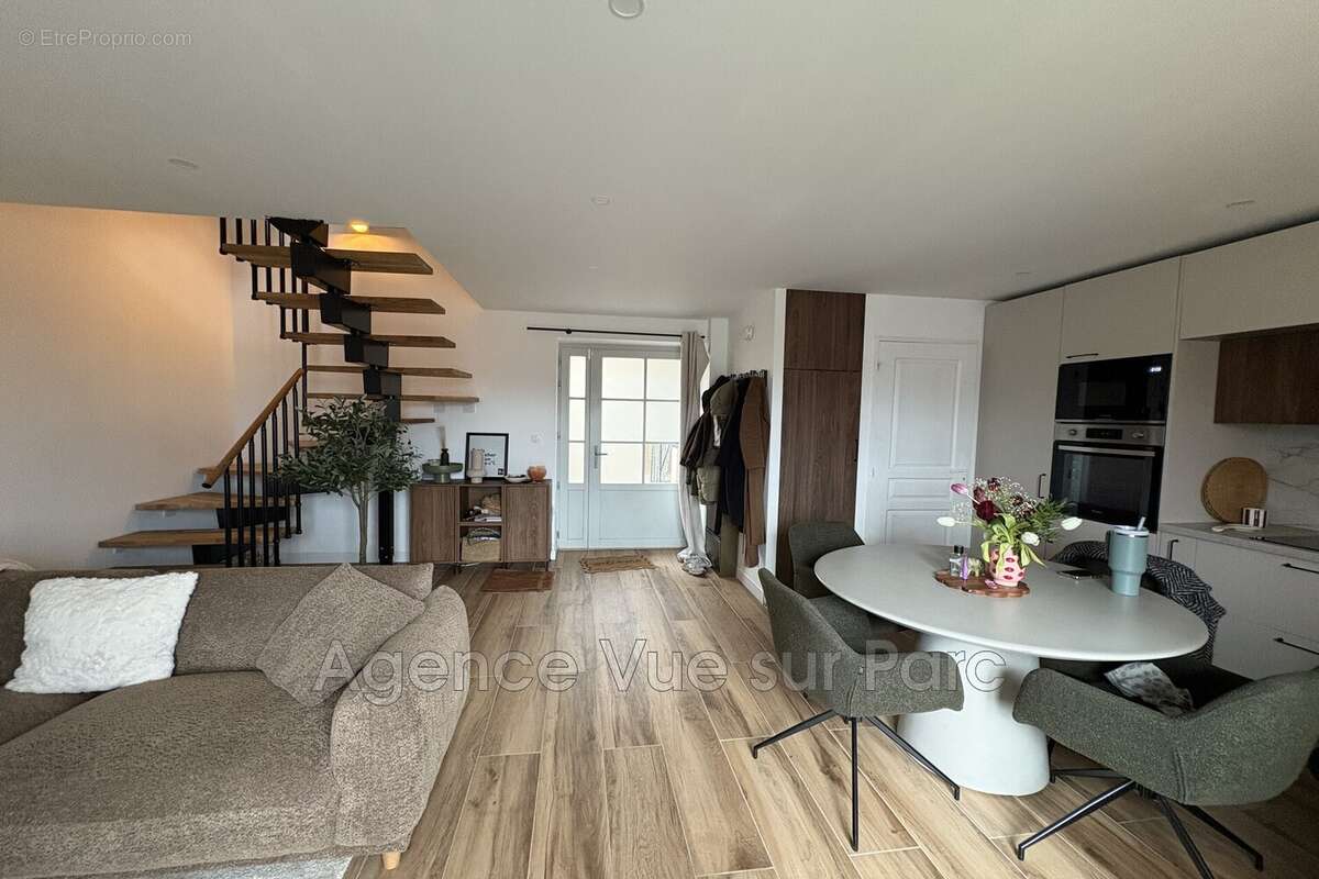 Appartement à CHAPONOST