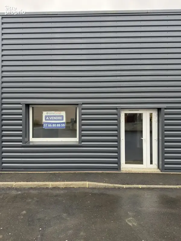 Commerce 41 m² à Saint-Martin-Des-Champs  - photo 4