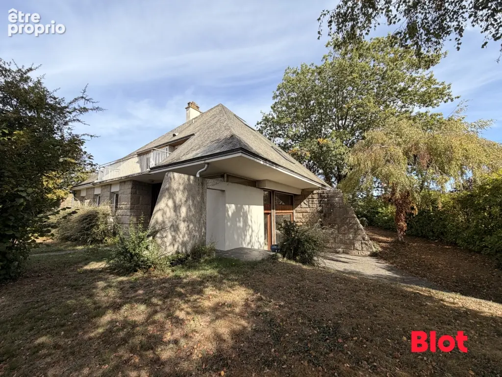 Maison 9 pièces 245 m² à vendre à Le Rheu (35650) - photo 2