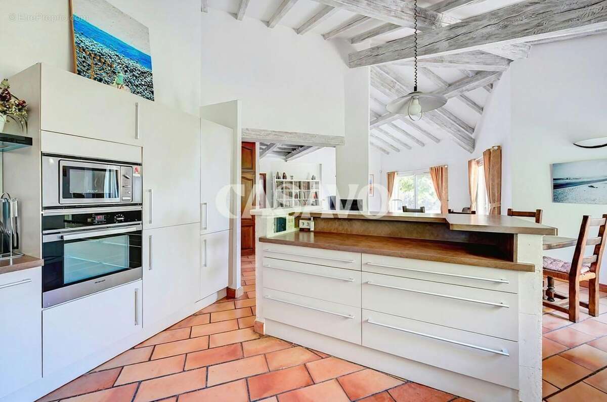 Vente Maison 5 pièces de 136m² - 13200 Arles - photo 9