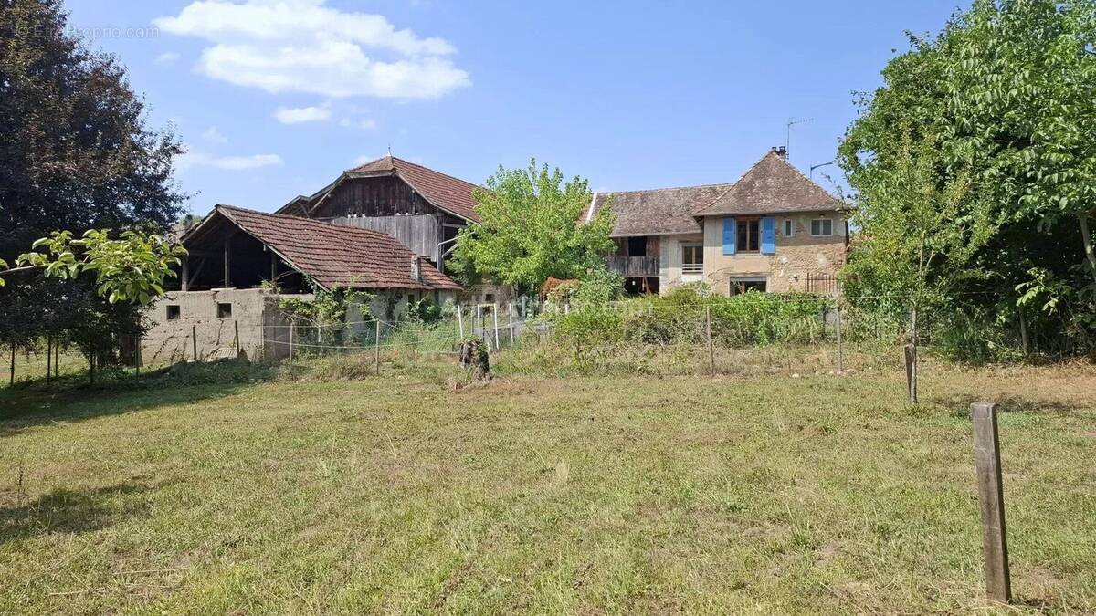 Maison à CORBELIN