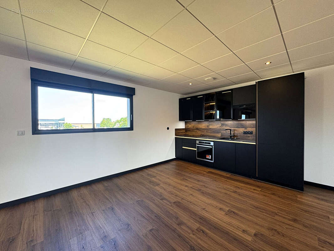 Plateau neuf de bureaux 228 m² - betheny - photo 3