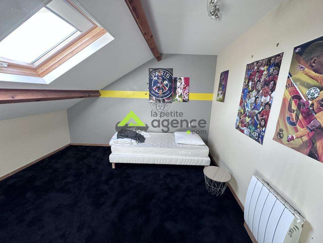 Appartement à AUZANCES