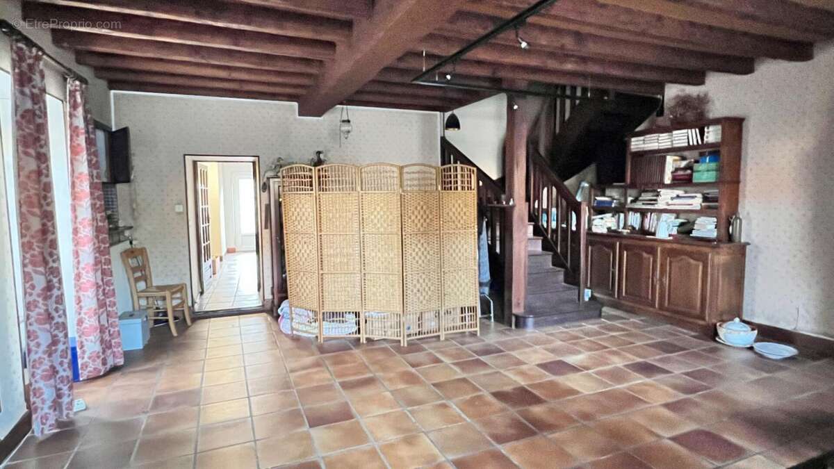 Maison St Mesmin 93 m² - photo 6