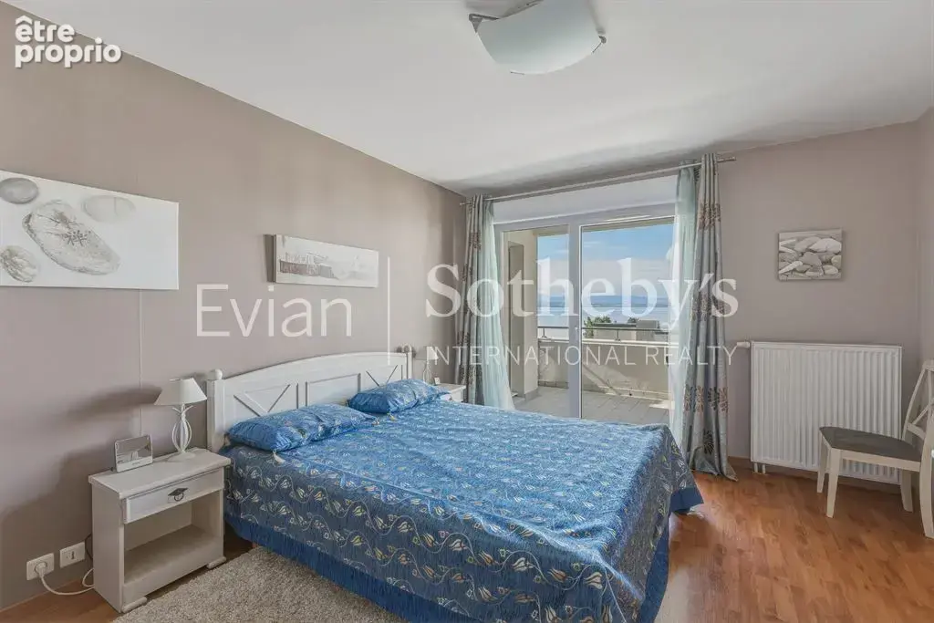 Evian centre ville appartement t4 vue lac - photo 8
