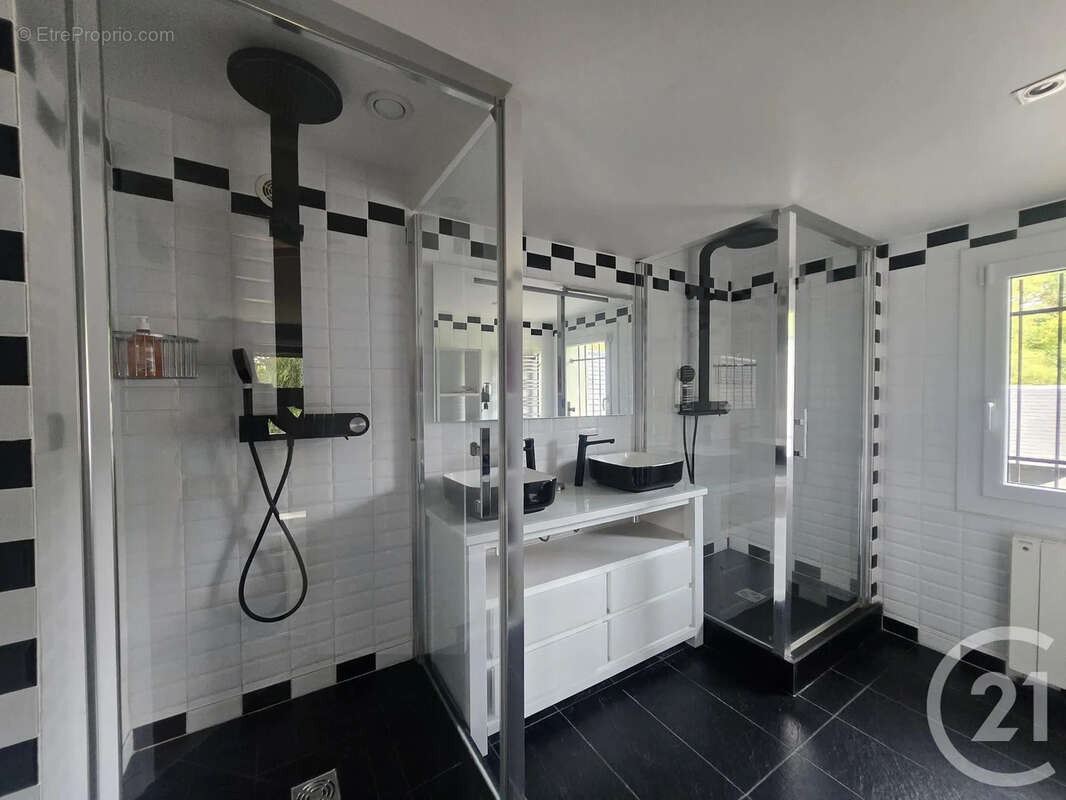 Maison 180 m² à Les Baux-De-Breteuil  - photo 20