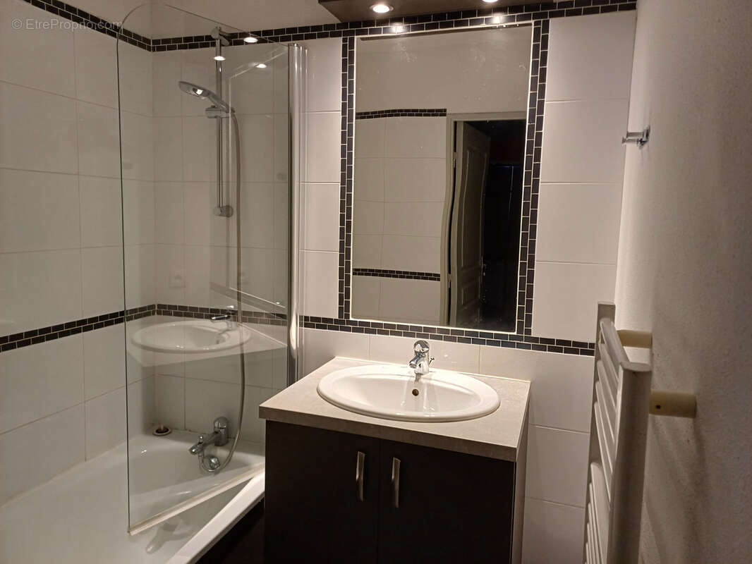 Appartement à SAINT-COLOMBAN-DES-VILLARDS