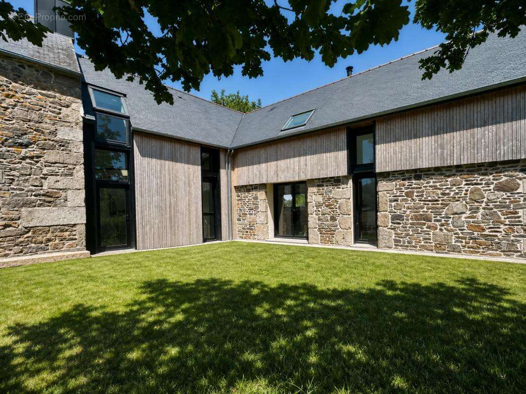 Maison de 7 pièces de 184 m² à Gurunhuel - photo 20