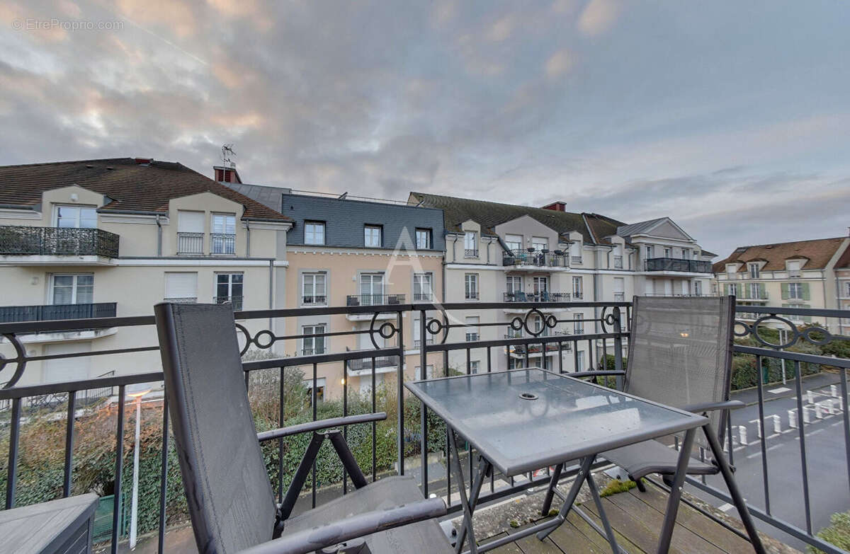 Appartement à OZOIR-LA-FERRIERE