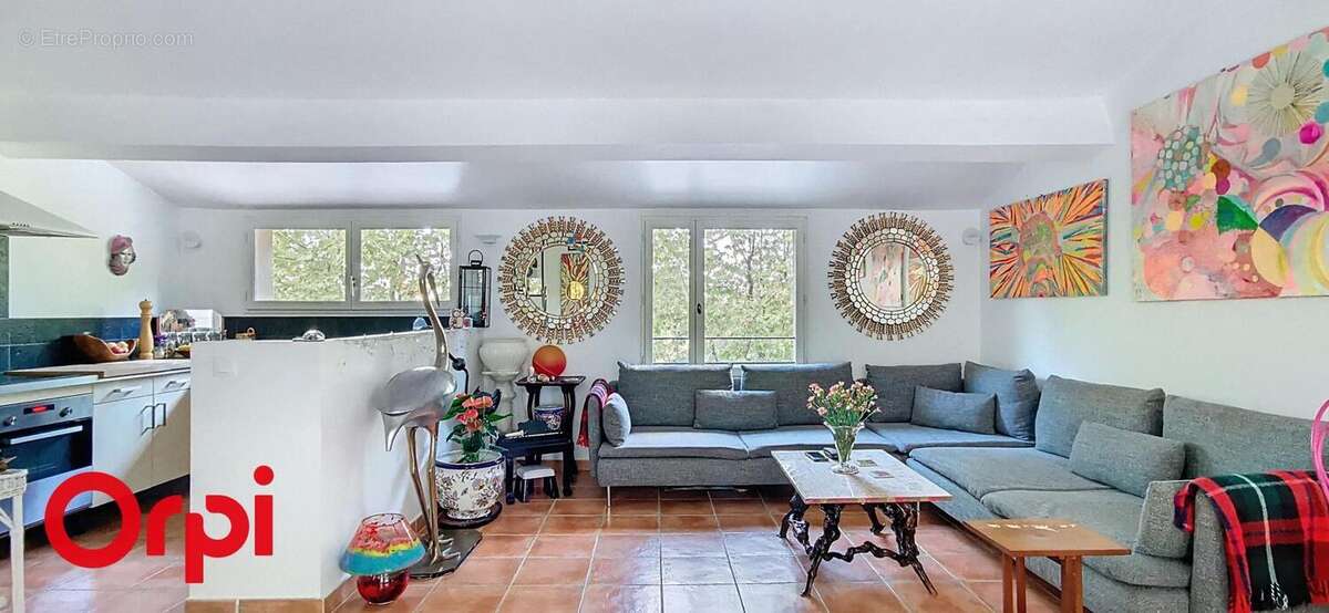 Maison à LA CADIERE-D&#039;AZUR