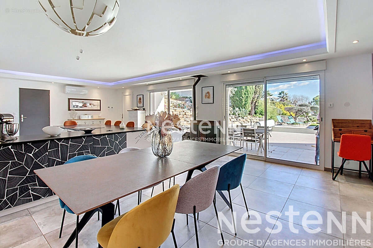 Maison à LE CANNET-DES-MAURES