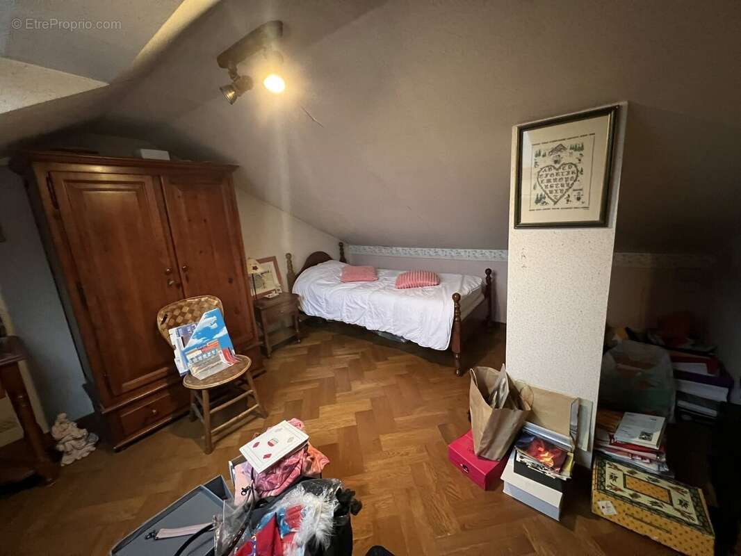 Maison à SAINT-CHERON