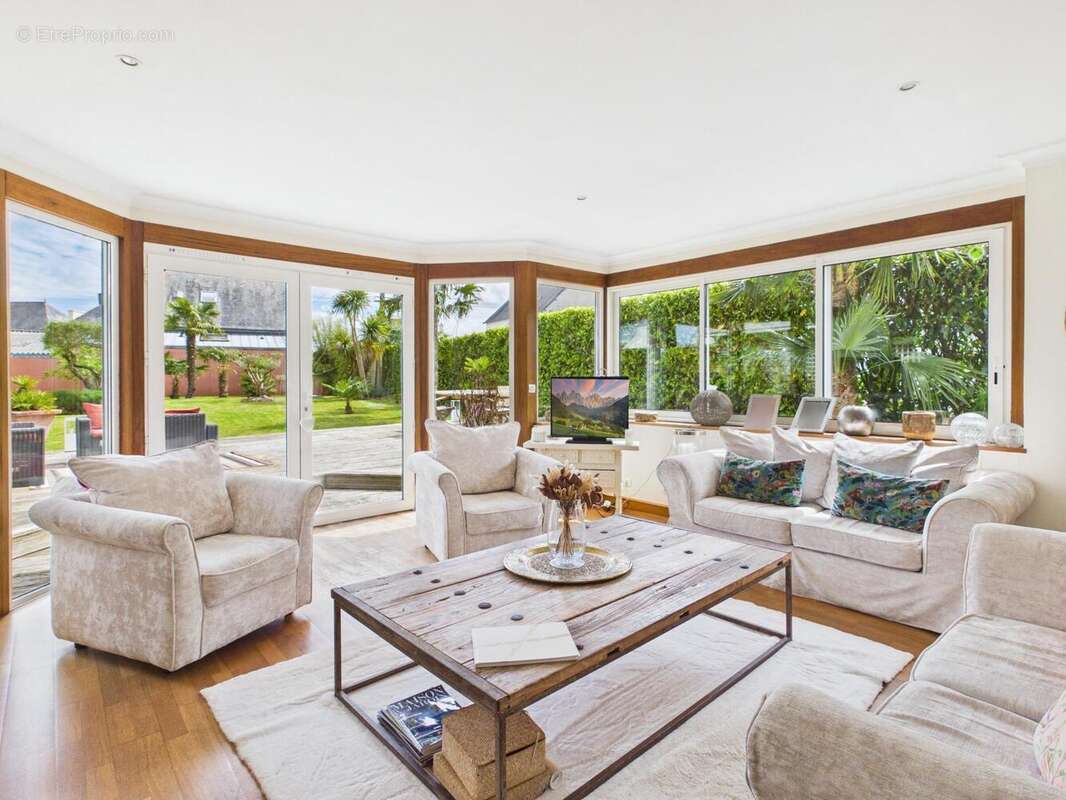 Photo 8 - Maison à LANDIVISIAU