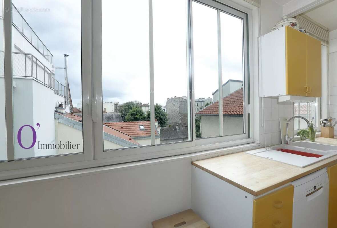 Appartement à PARIS-11E