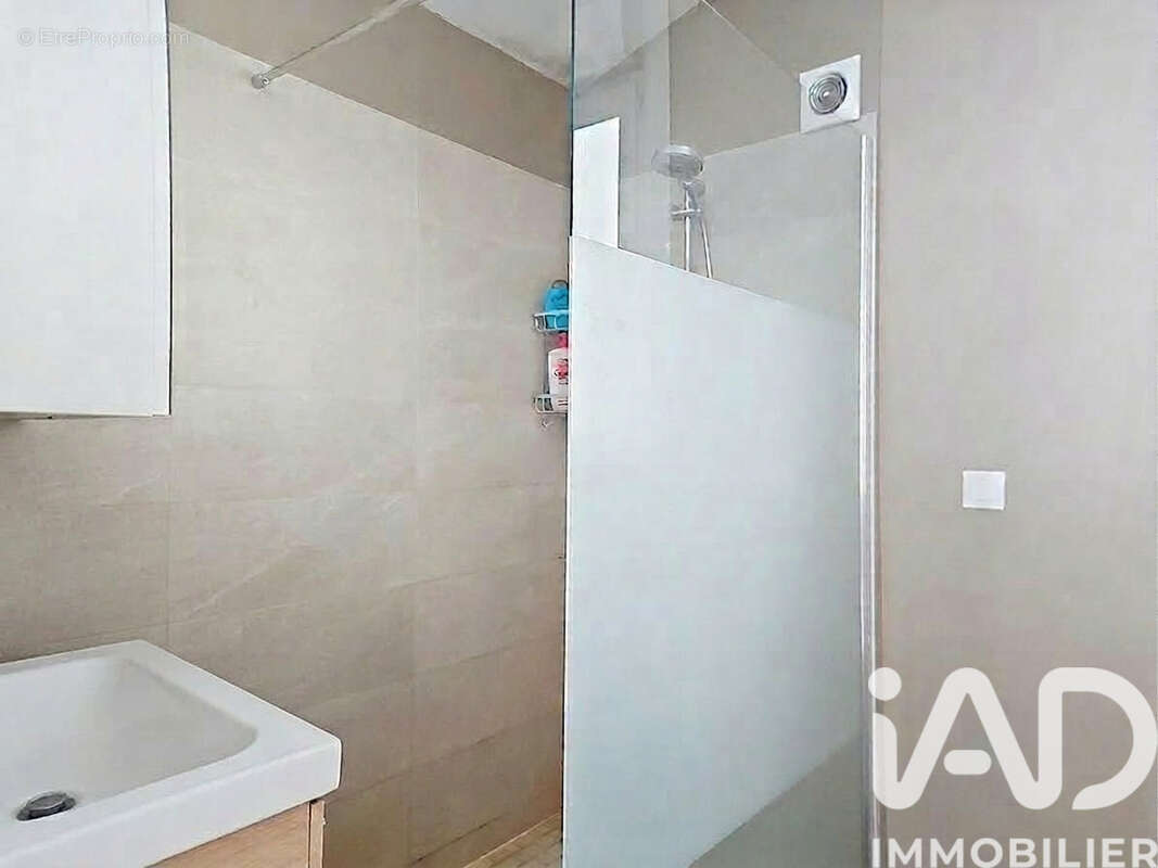 Photo 8 - Appartement à PARIS-15E