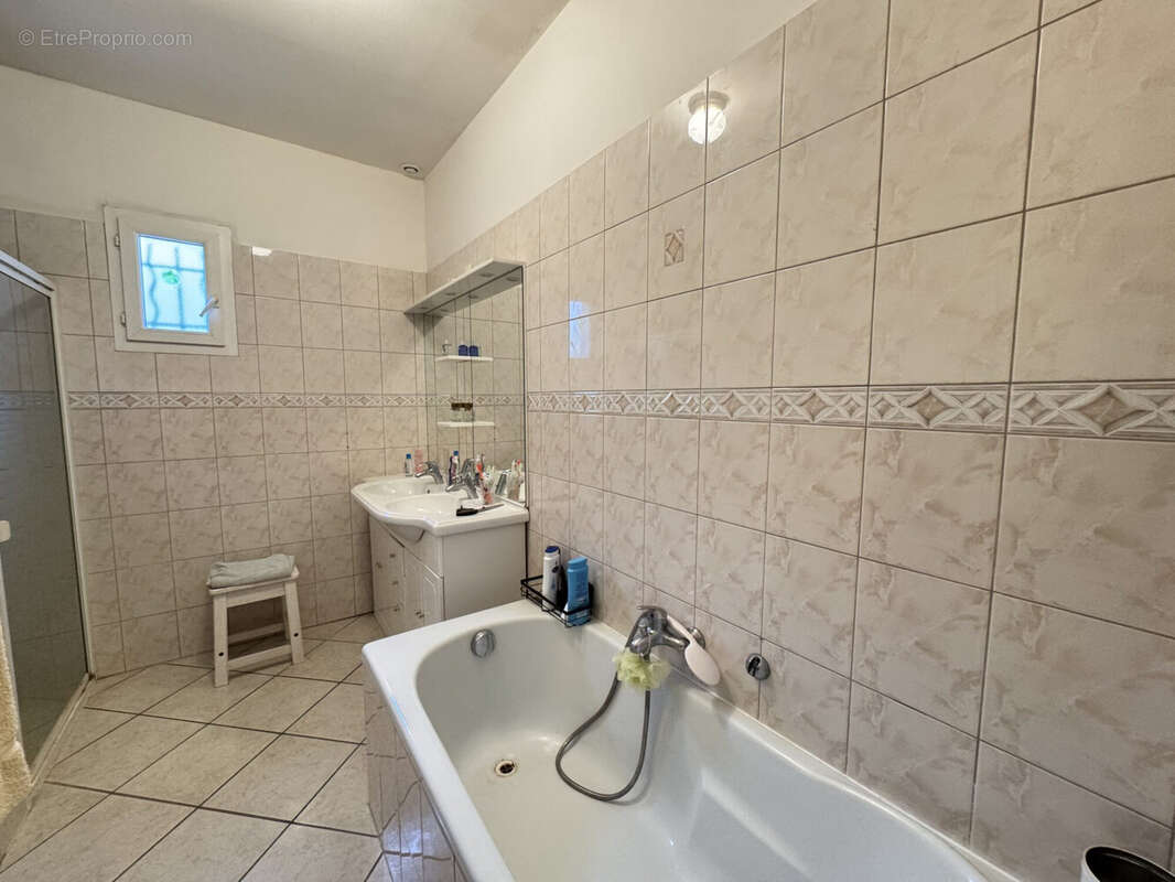 Maison à CHATEAUVERT