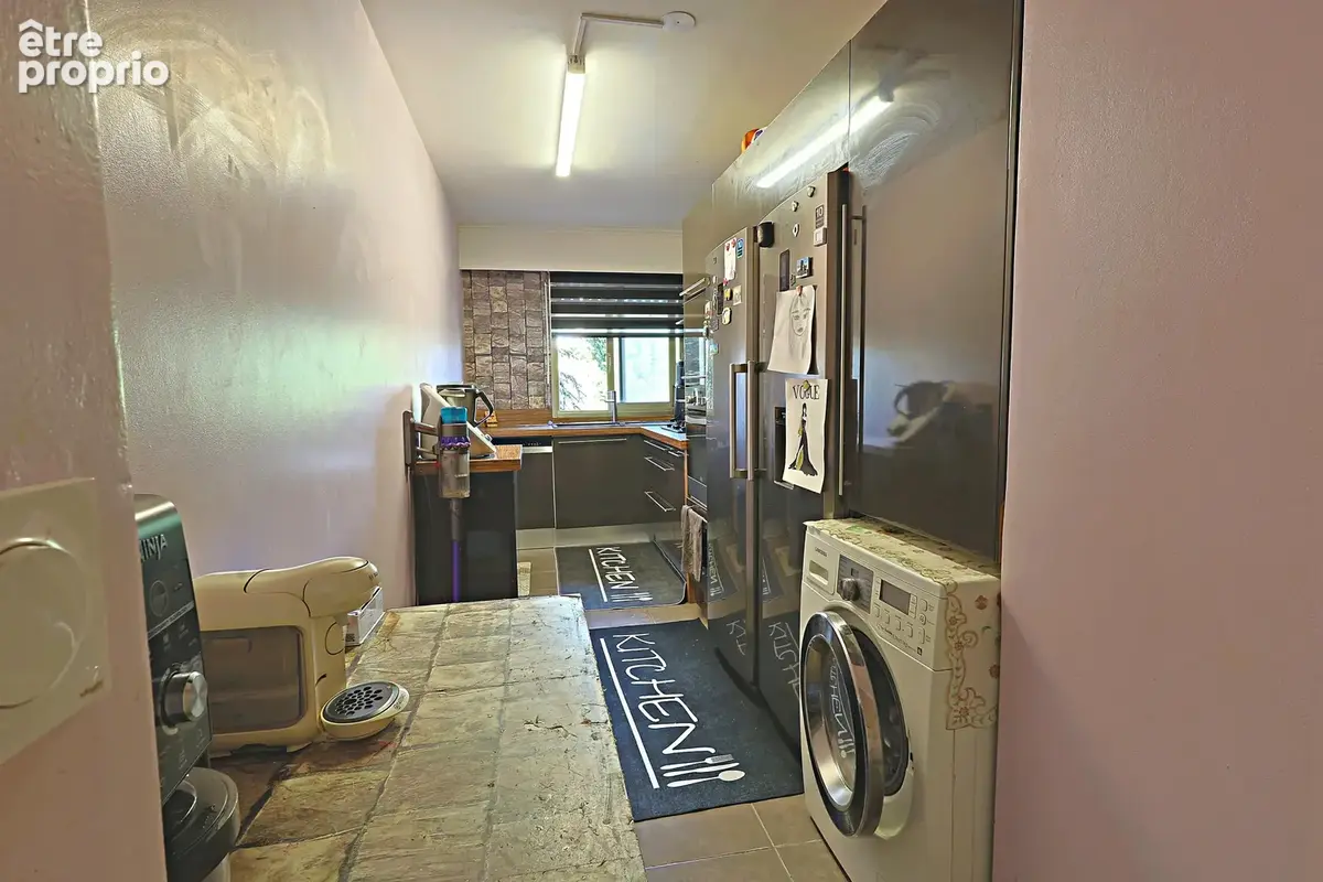 ANTIBES · Proche centre-ville · Appartement 3 pièces · 78,57 m² · Terrasse, cave, ascenseur - photo 9