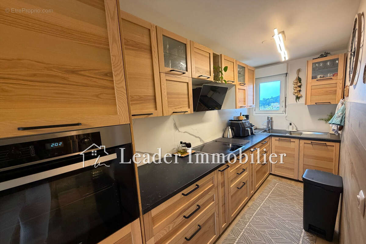 Appartement à VALLAURIS
