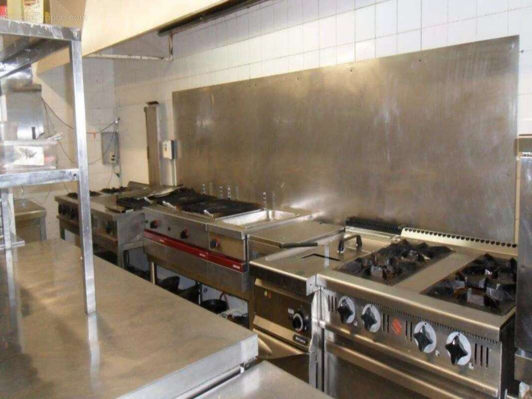 Maison en pierre avec piscine - photo 9
