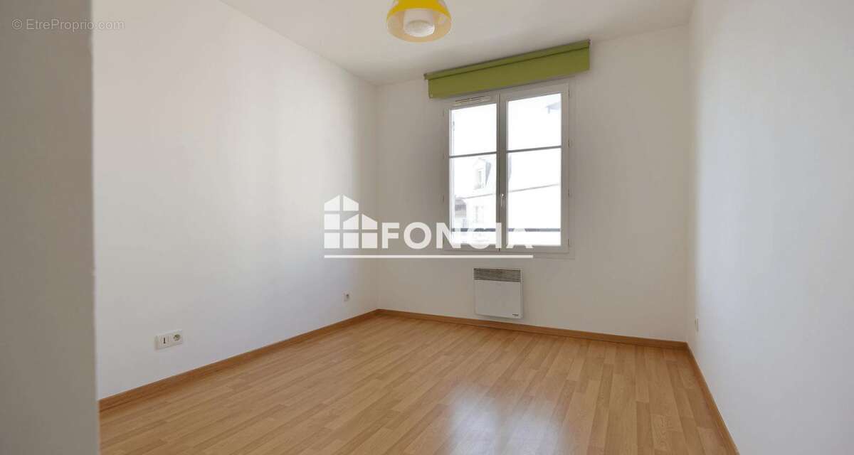 Appartement à CORBEIL-ESSONNES