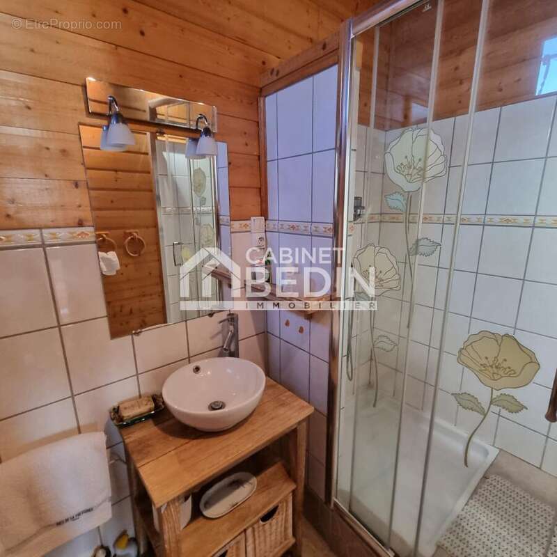 Maison à SAINTE-EULALIE-EN-BORN