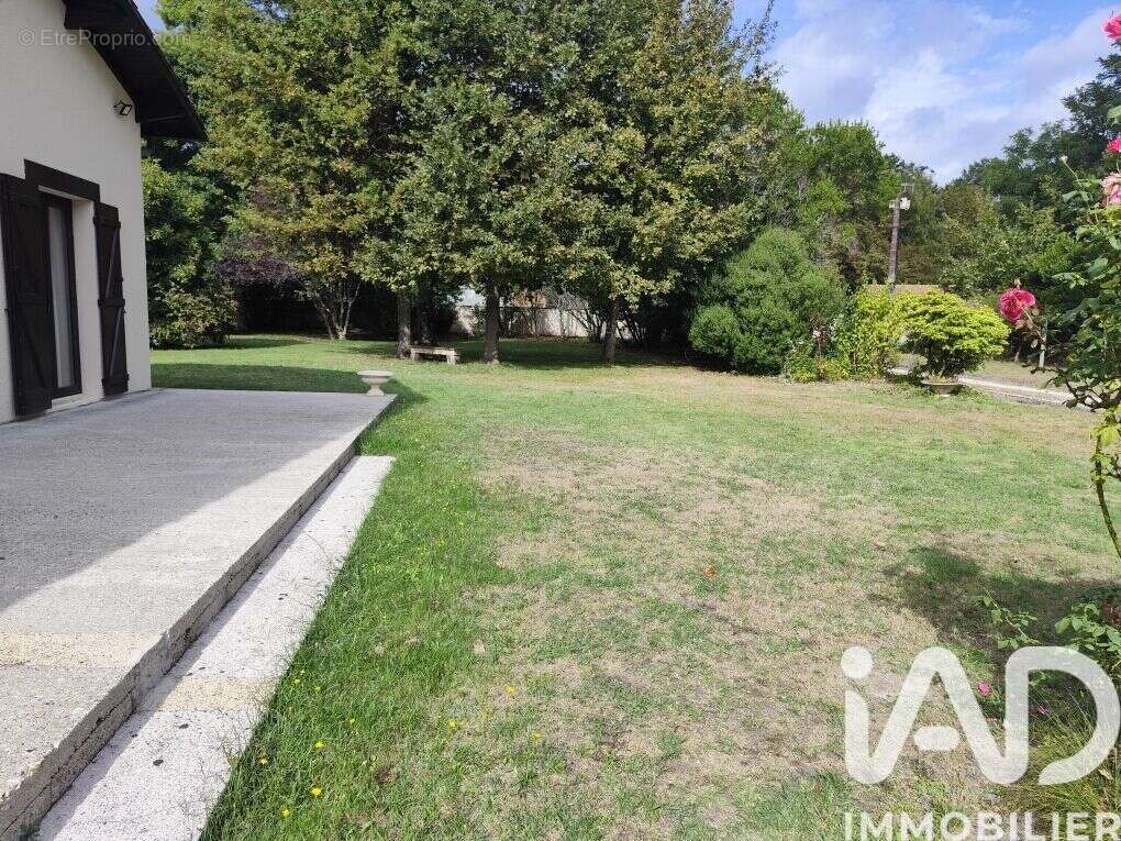 Photo 8 - Maison à SAINT-SAUVEUR