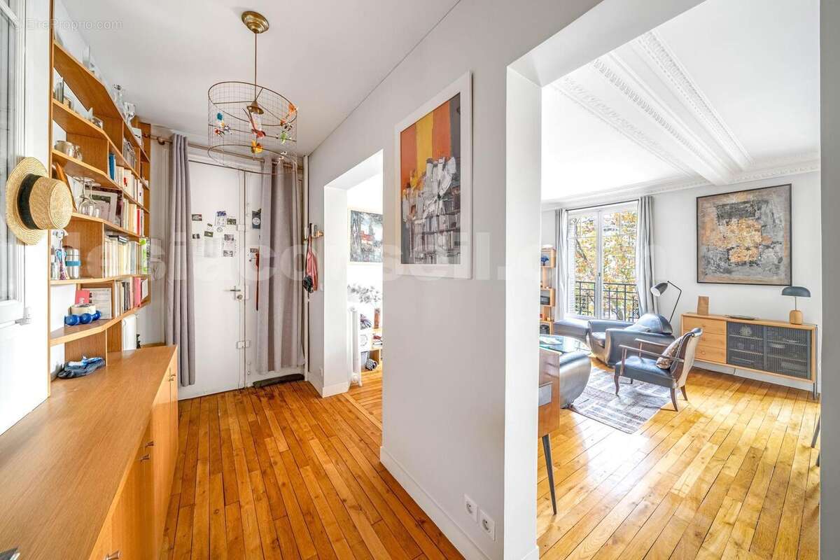 Photo n°15-2 - Appartement à PARIS-14E