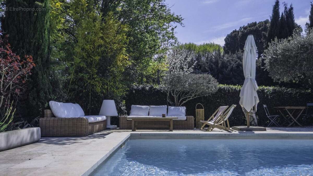Maison à SAINT-MARTIN-D'ARDECHE