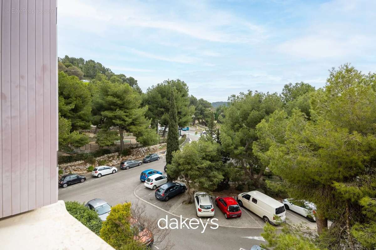 Appartement à MARSEILLE-9E