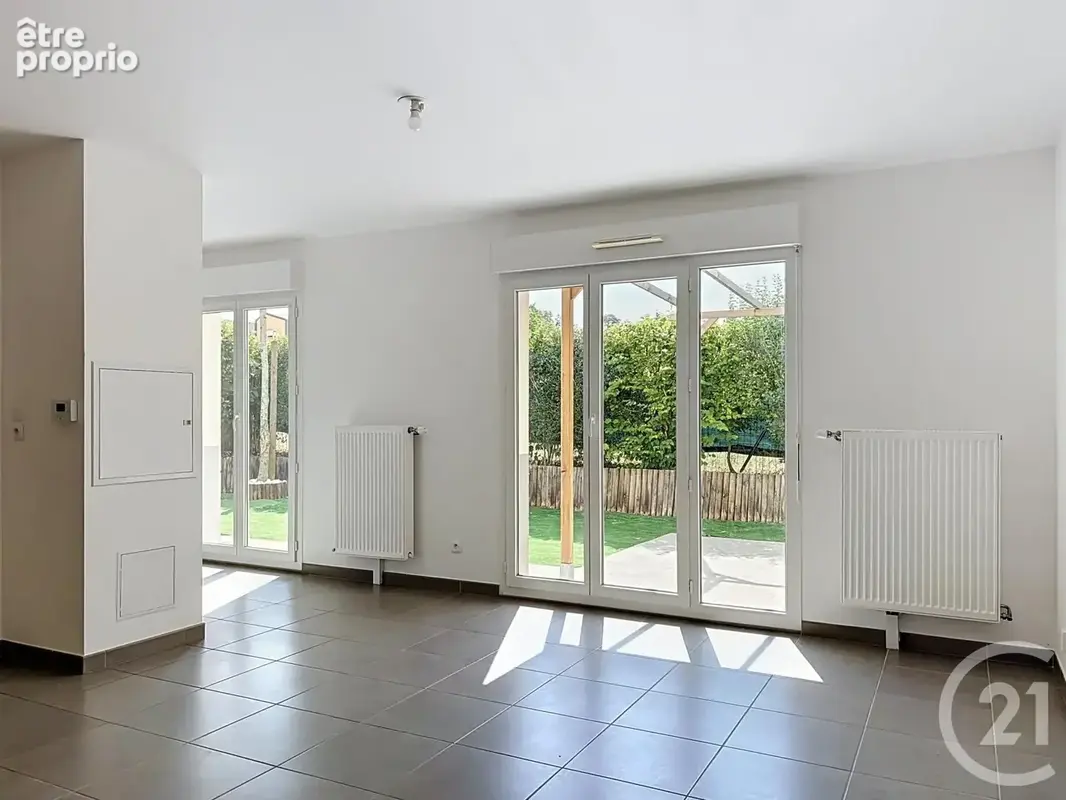 Appartement 3 pièces 63 m² à vendre à Chartres (28000) - photo 2