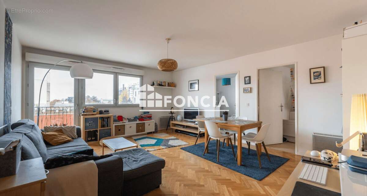 Appartement à VILLEJUIF