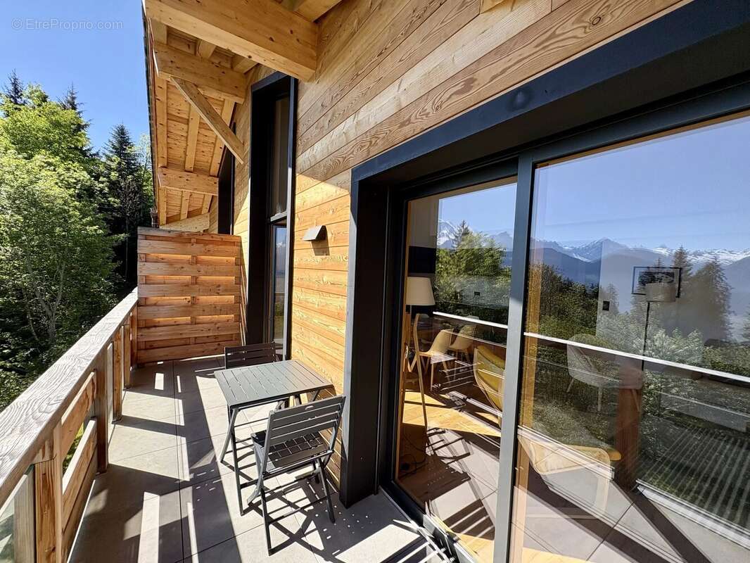 Appartement à COMBLOUX
