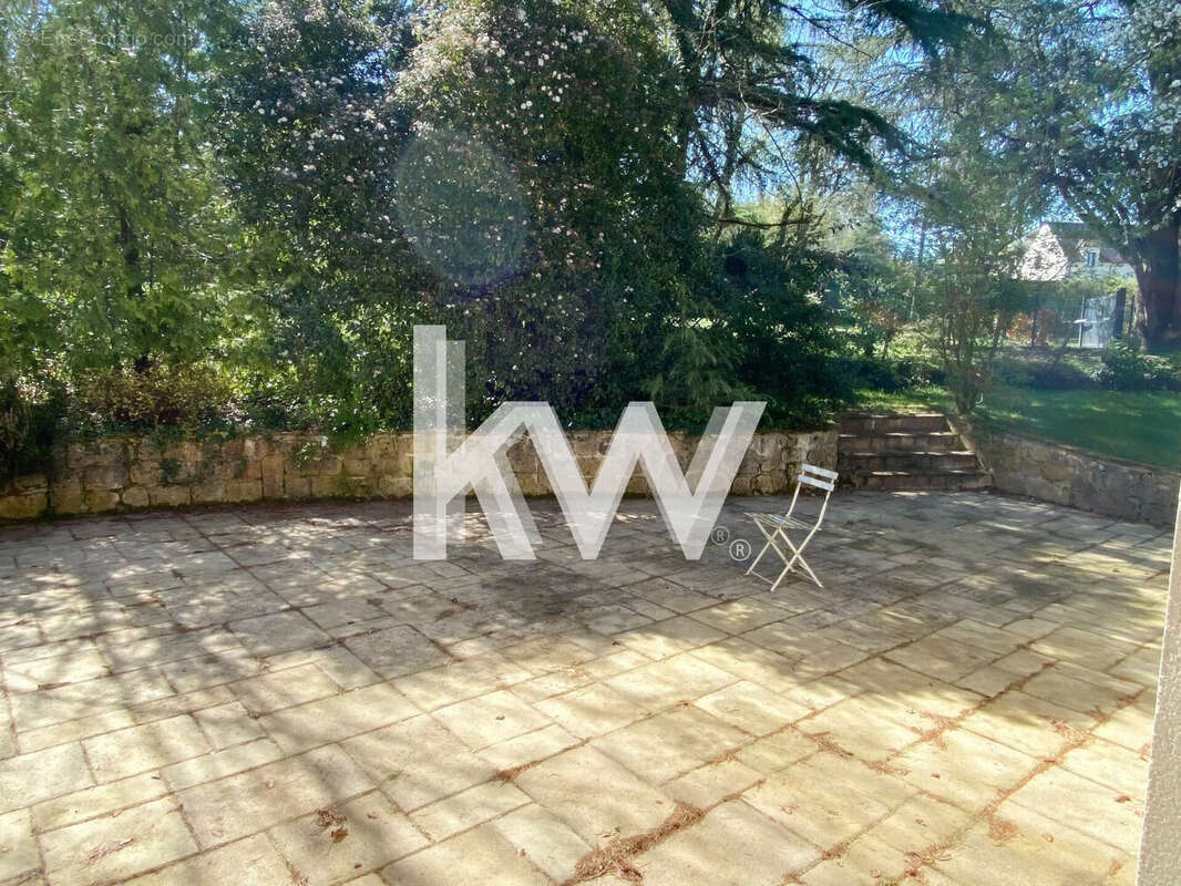 Maison 106 m² à Saint-Remy-L'honore  - photo 5