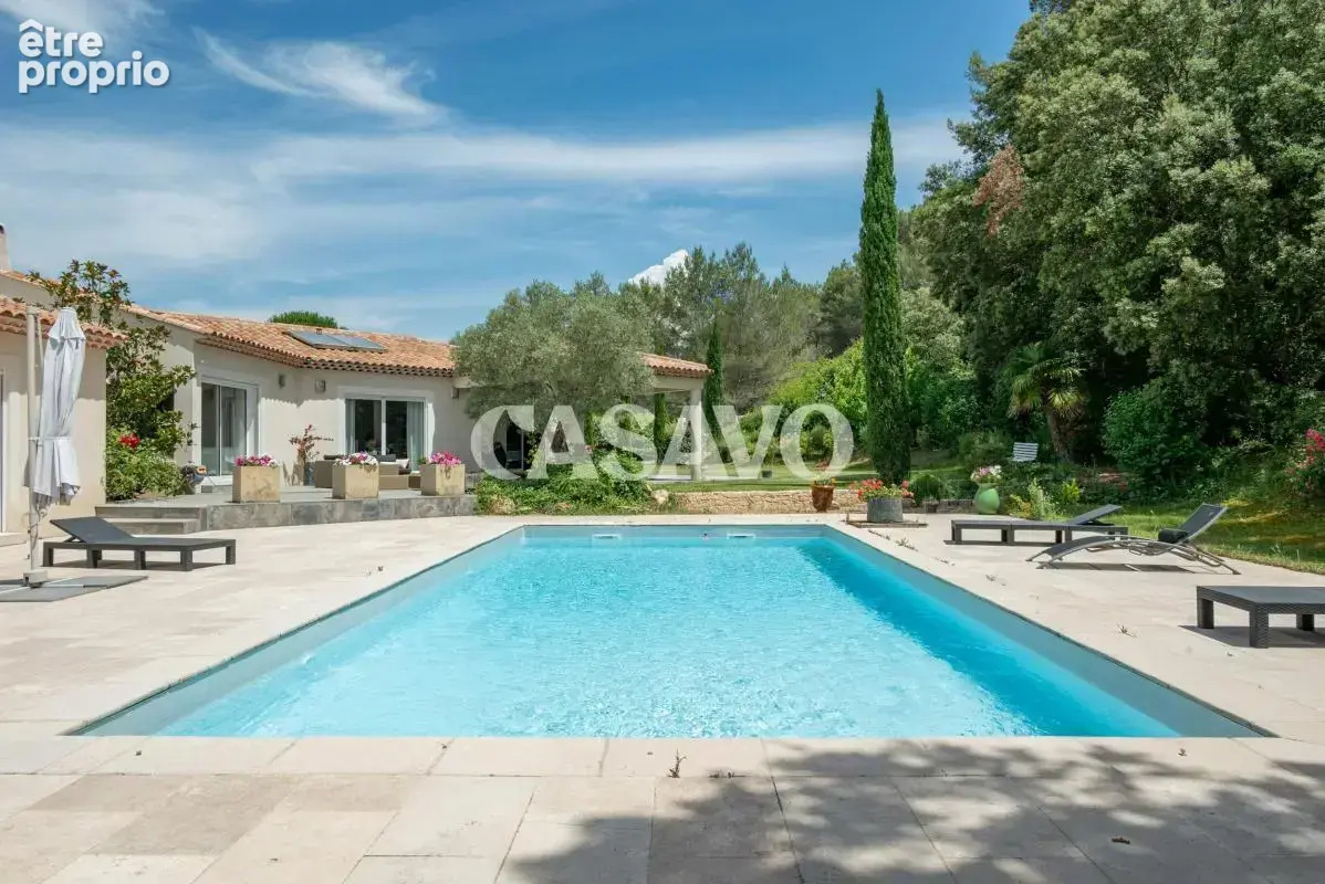 Vente Maison 6 pièces de 220m² - 13109 Simiane-Collongue - photo 4