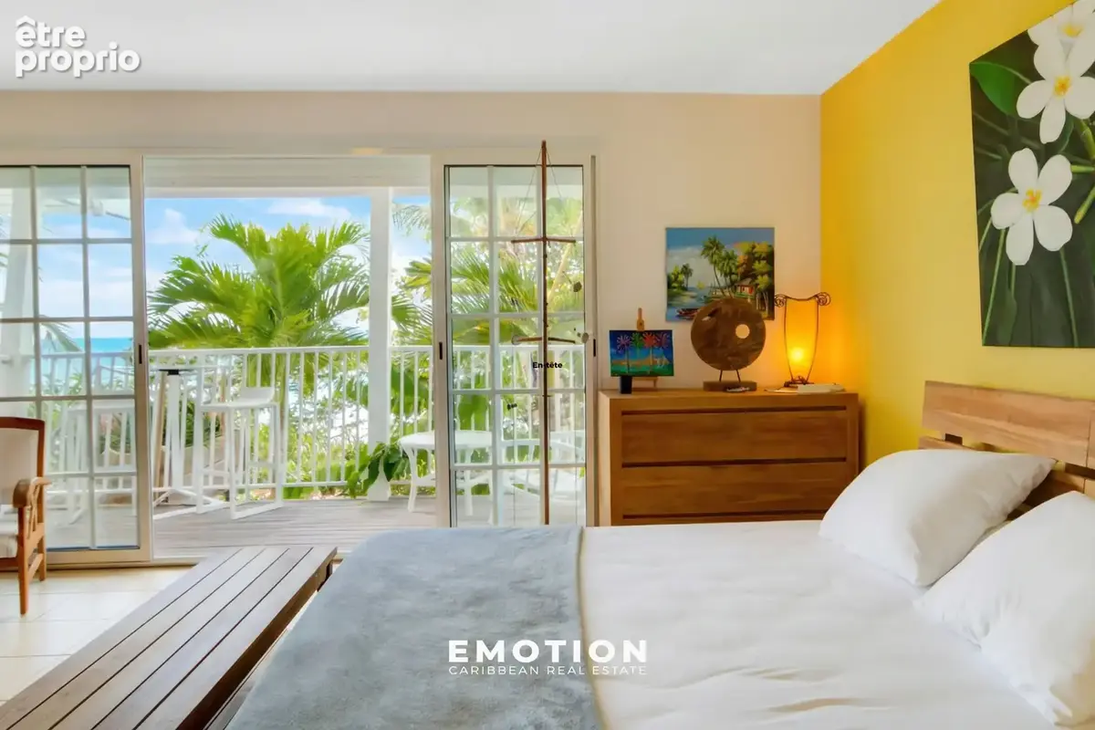 Villa 1ère ligne mer 3 ch + 2 studios indépendants à Saint-François (Guadeloupe) - photo 3