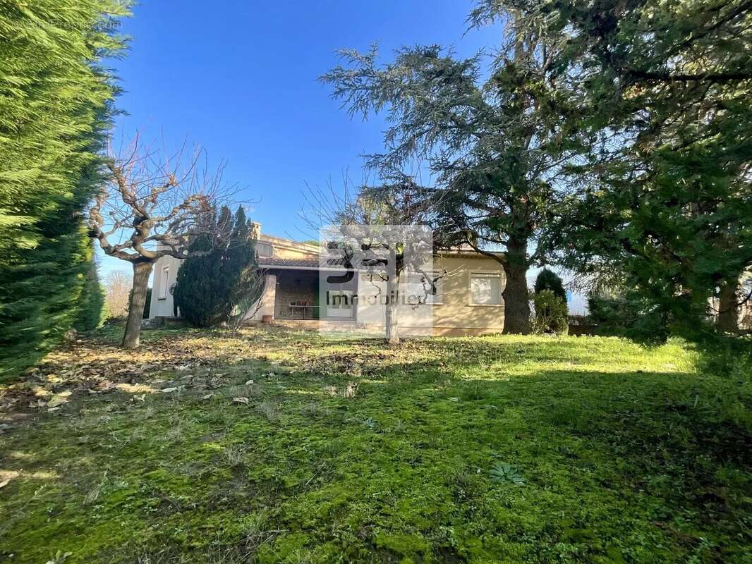 Maison à BAGNOLS-SUR-CEZE