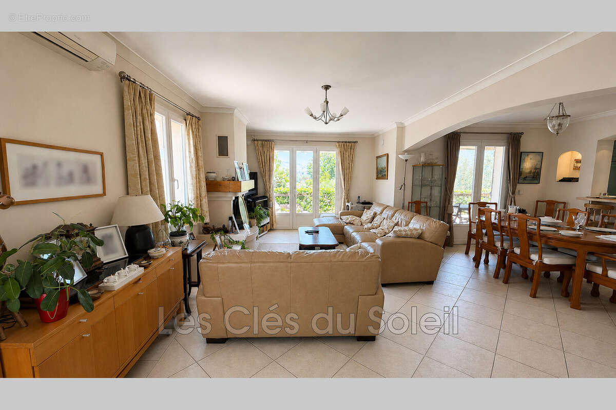 Maison à LE VAL