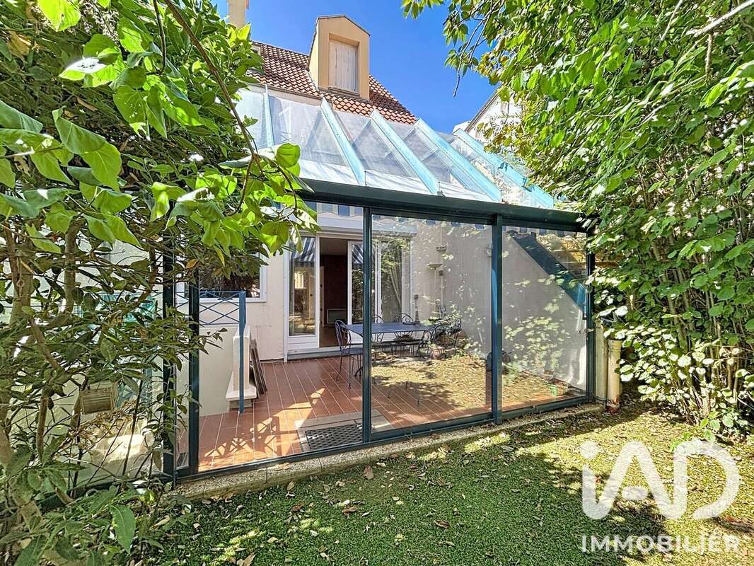 Maison 133 m² à Rueil-Malmaison  - photo 3