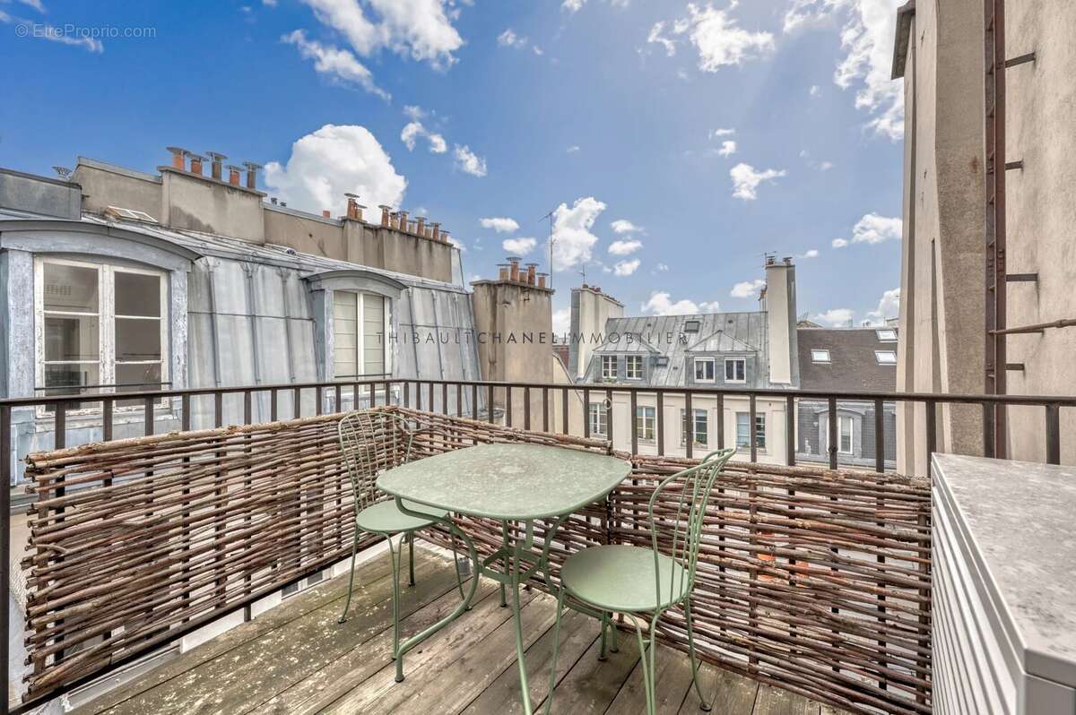 Appartement à PARIS-3E