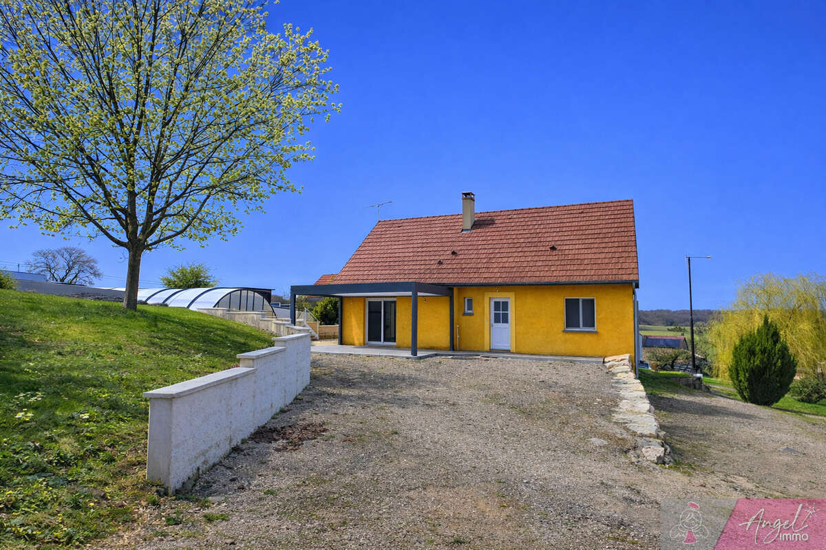 Maison à BRANS