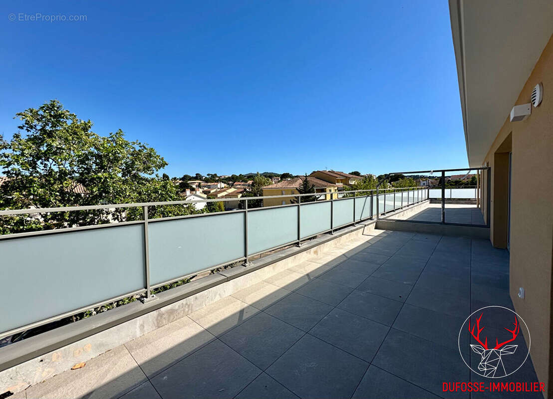 Maison Six Fours Les Plages 6 pièce(s) 136.5 m2 - photo 3