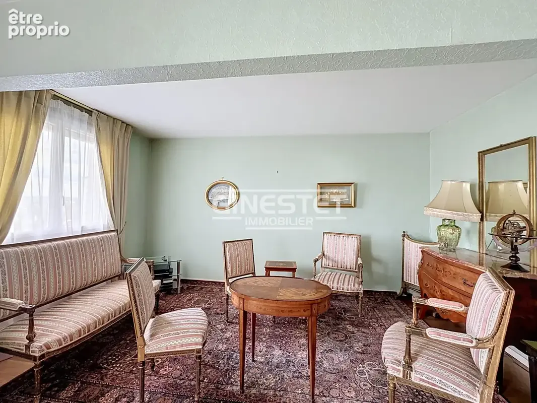 Appartement Type 5, 90.30m2, balcon, proche gare, centre-ville et universités - photo 4