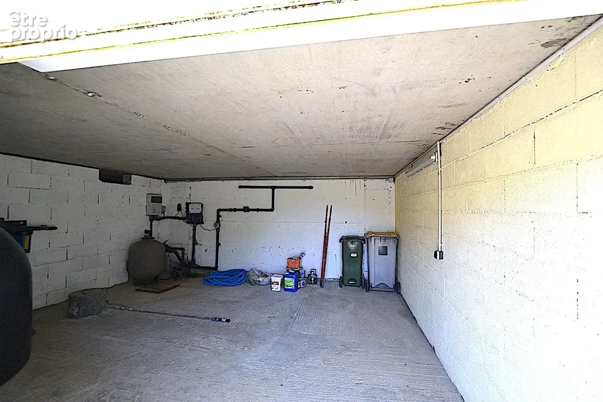 Villa de plain-pied T4   Prestations de qualité, grands volumes et cadre verdoyant - photo 15